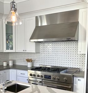 Geometric backsplash kitchen tile